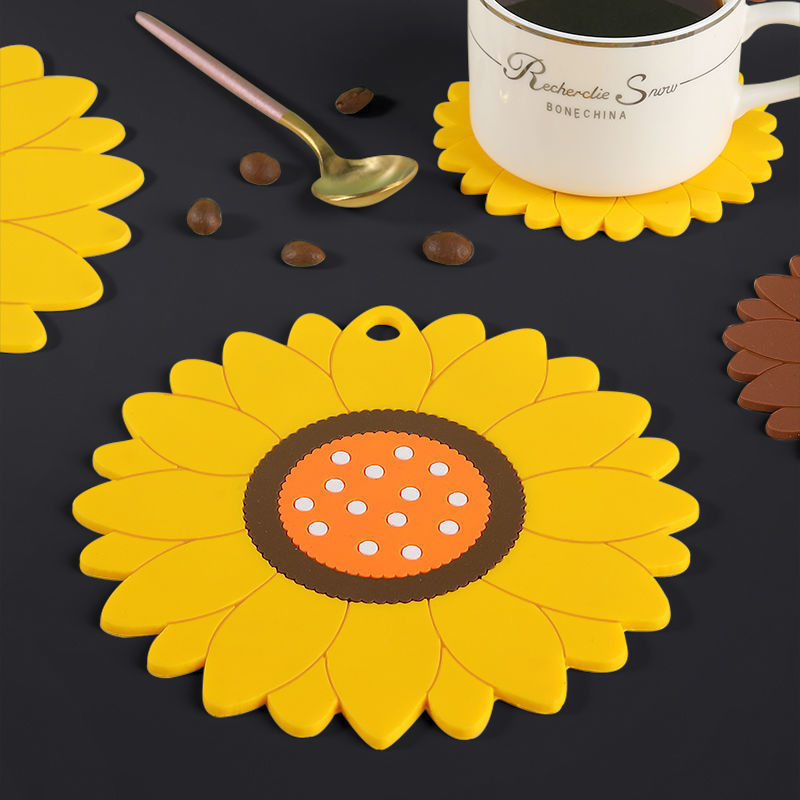 Food Prep Mat - PVC Sunflower Hot Pot Holder Anti-Slip